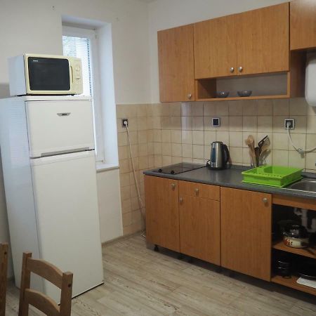 Economy Apartments Ceske Svycarsko Hřensko Eksteriør bilde