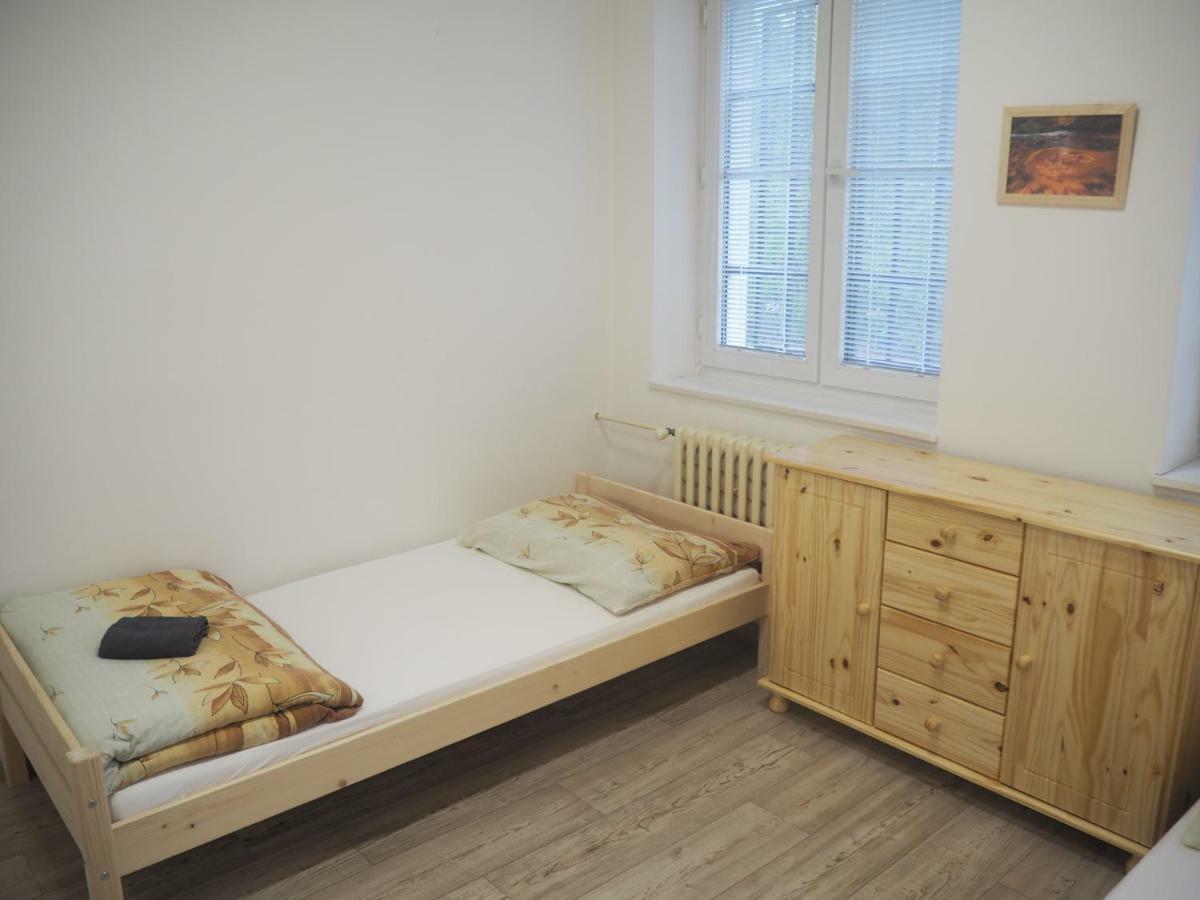 Economy Apartments Ceske Svycarsko Hřensko Eksteriør bilde