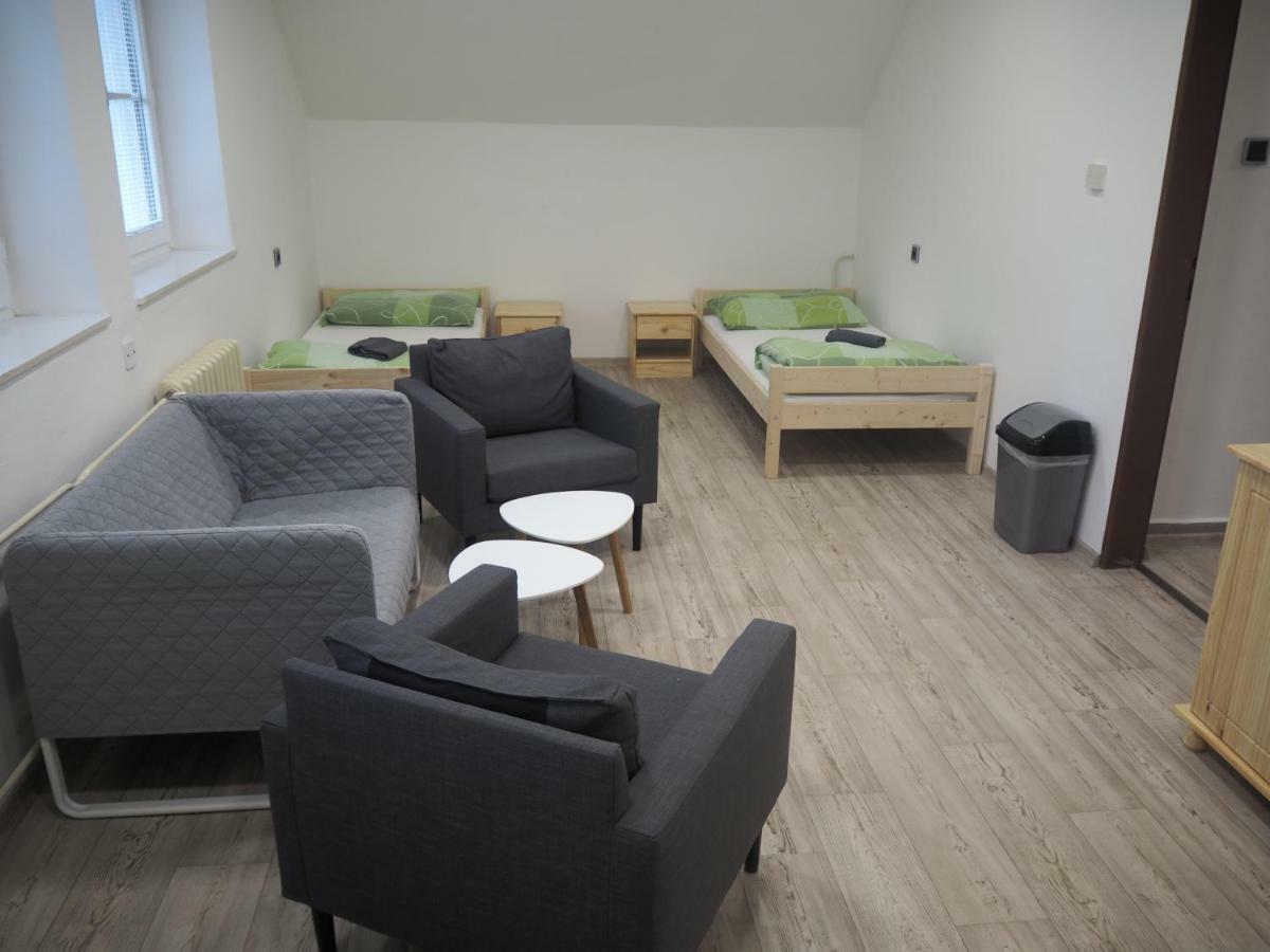 Economy Apartments Ceske Svycarsko Hřensko Eksteriør bilde